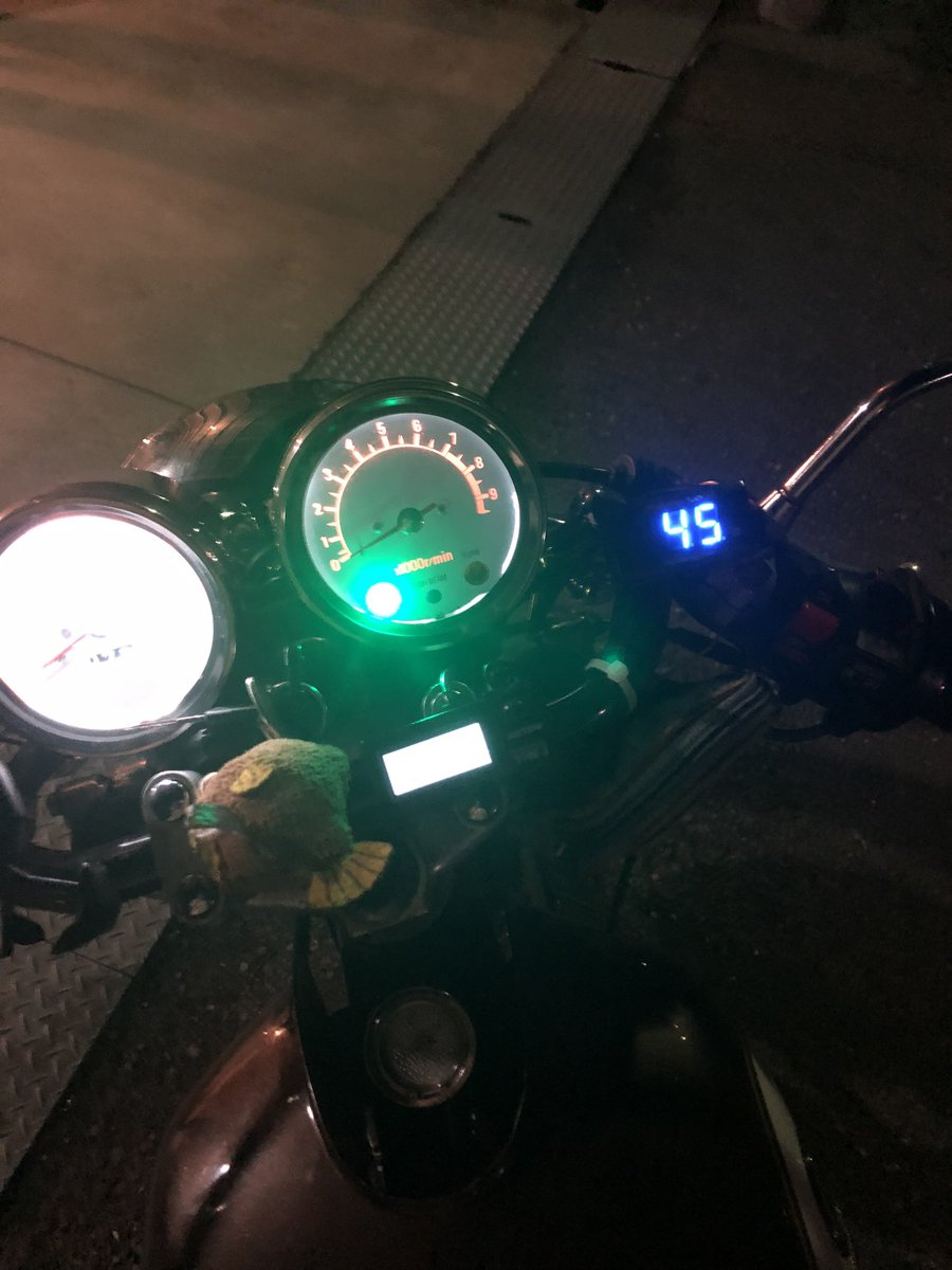 goritto400's tweet photo. ヘッドの油温計もつきました！ https://t.co/x4cnaysqzl