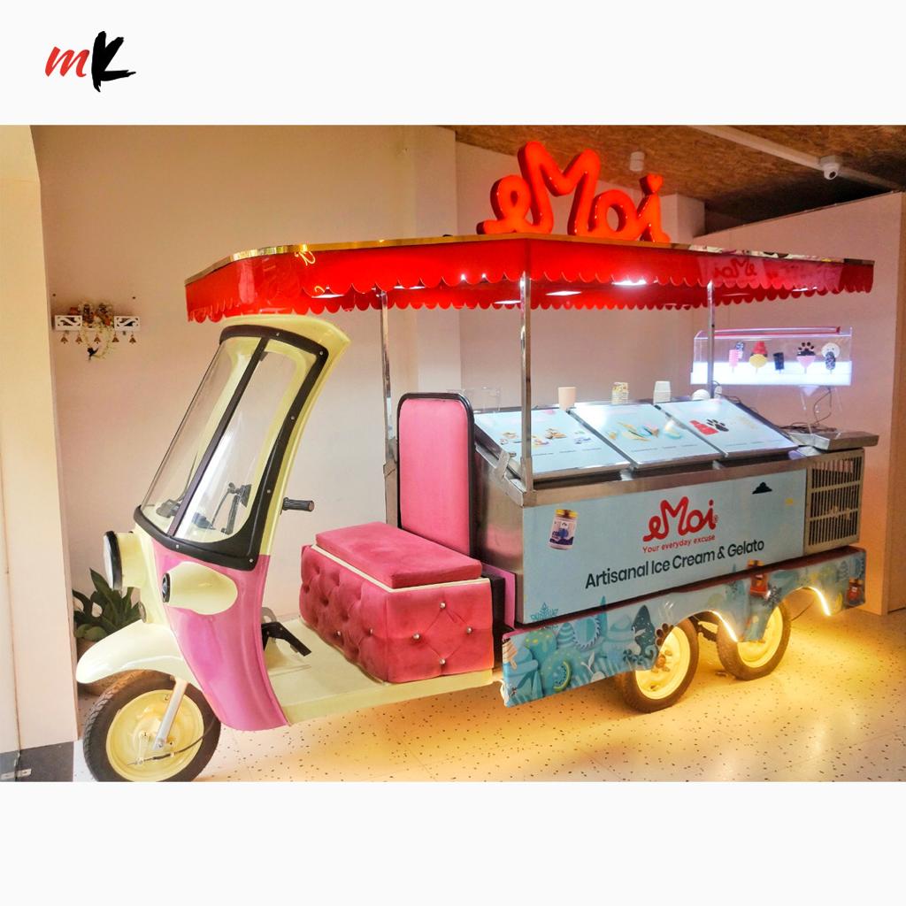 TT_My_Kolkata's tweet photo. ���Paw’psicles, hearts, emojis and luscious ice cream! Delhi-based brand eMoi, known for their adorable gelato sticks and tasty ice creams is now in #Kolkata!
More deets here: https://t.co/VgIPMMblIz
#eMoi #Icecream #Gelatos #Desserts #IcecreamLovers #KolkataFoodies #MyKolkata https://t.co/VBEaovL0ml