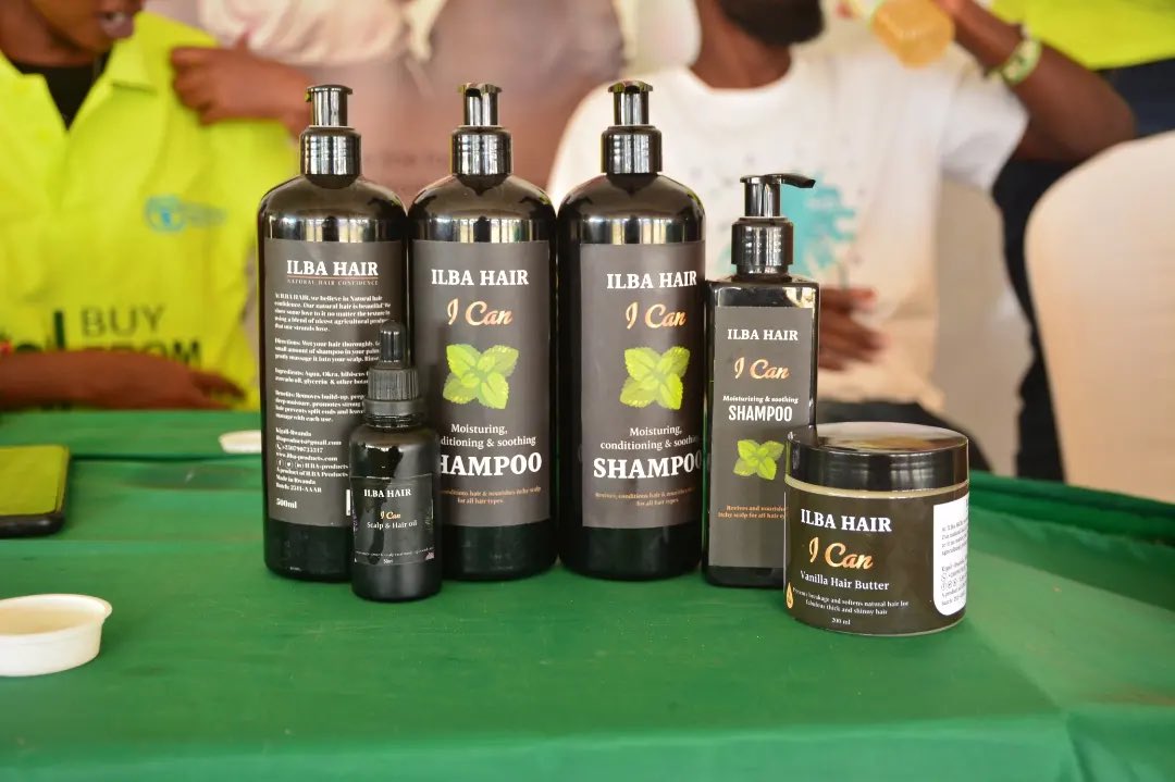 ilbaproducts's tweet photo. Have you visited us at the #RwandaAgriShow2023?  We are passionate about growing your natural hair and your confidence!
Learn how we are promoting and partnering with local farmers to produce products that will help you make your hair healthier.
#Huzatweeps #AgInfluencers https://t.co/fRyIIKdQN1