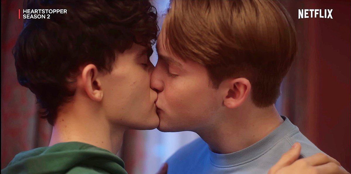 Heartstopper Kissing Scene + Heartstopper Nick's Refined Dad
