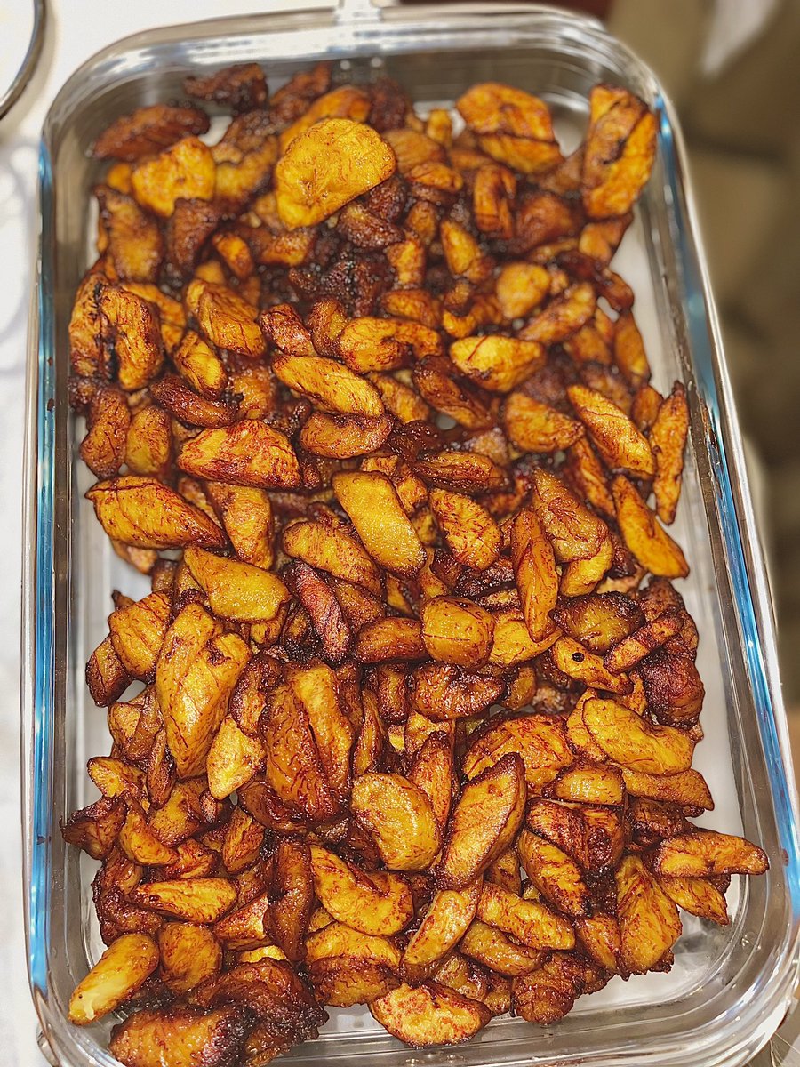 CafeChic_cky's tweet photo. A l’instant, le buffet d’aujourd’hui 
𝐂𝐀𝐅𝐄́ 𝐂𝐇𝐈𝐂 , le paradis de la bonne nourriture 
#INFOS :  📞+224 610 058 459 
@Kaloum, Cité Chemin de Fer Conakry Guinée https://t.co/w19FzuMIga