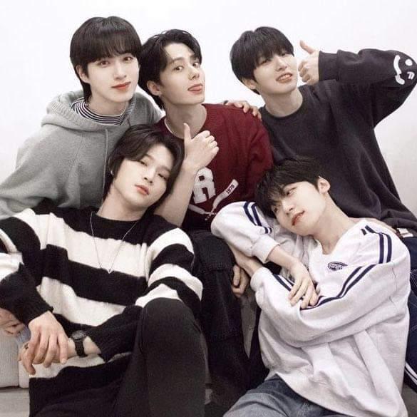 il90pa's tweet photo. We want them in KSA💚🇸🇦
@RBW_OfficialTwt include KSA in ONEUS WORLD TOUR !
@official_ONEUS #ONEUS 
#OneusTourInKSA 
#جولة_ونأس_في_السعودية https://t.co/bTALrCgjbw