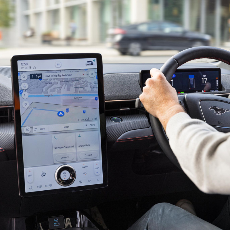 FordNewsEurope's tweet photo. Imagine having @amazon’s @alexa99 on the road with you…

With Alexa Built-in, you can access the features you love at home, in your #Ford vehicle.