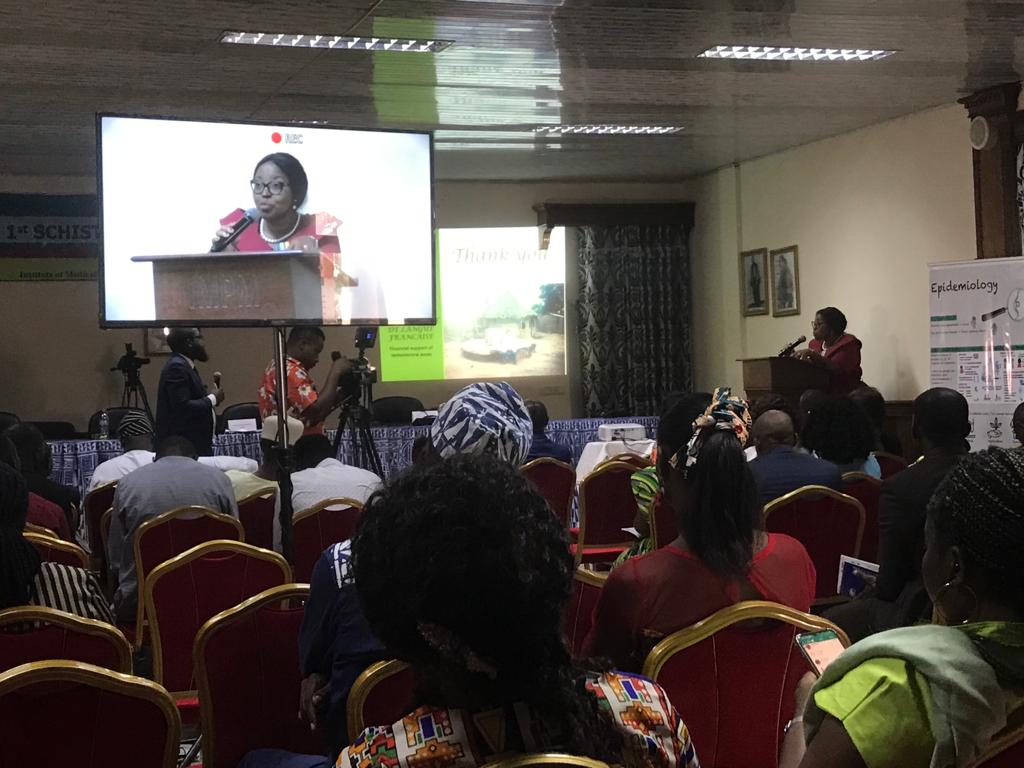 SchistoDay's tweet photo. Dr. Nono addresses the complexity linked to misleading ectopic localization of some Schistosoma species. Further, Sample size and beliefs around masturbation (collection technique used for sperm samples) render MGS difficult to investigate in this region of Cameroon. #SchistoDay https://t.co/hKmF9GXPGi