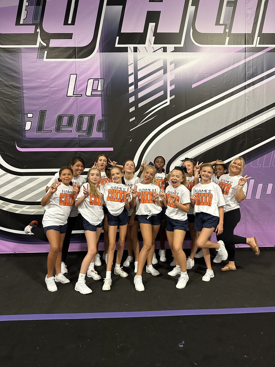 BMS Basketball Cheer tweet media