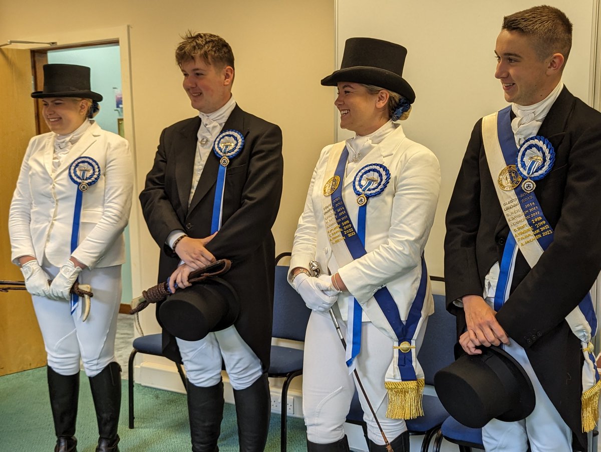 bridgeslothian's tweet photo. Thanks to this year's #HonestLad & #HonestLass as well as their 2022 predecessors for coming in to Bridges Project today 🤝
Great to be able to share a bit about what we do and hear about all the impressive commitments they have taken on as part of their roles!
@MussFestival https://t.co/o0XeAs6ork