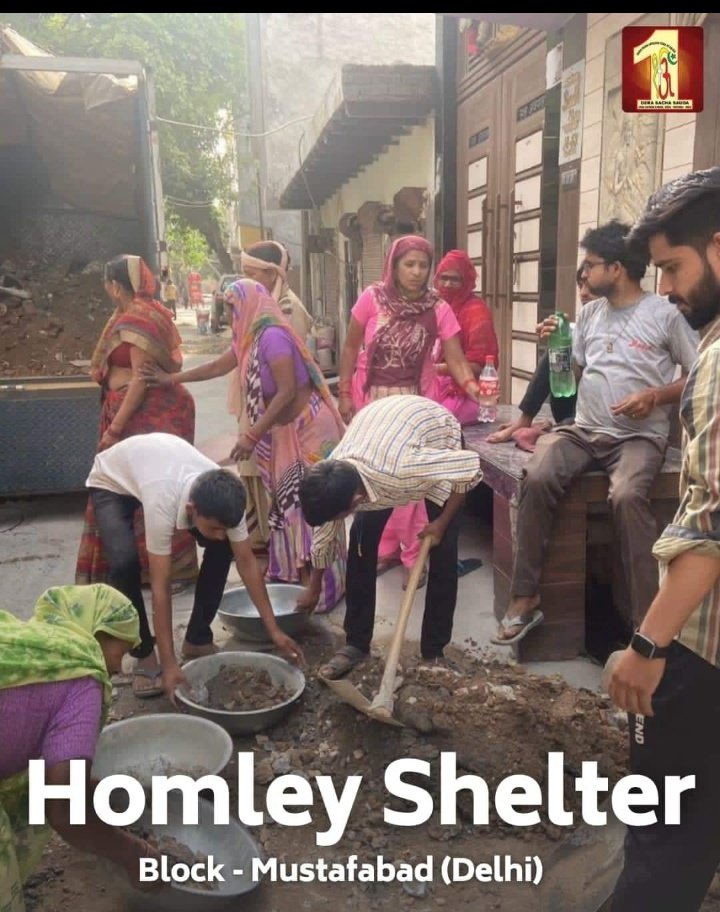 Home is basic need of everyone. #DeraSachaSauda volunteers make #FreeHomesForNeedy  on behalf of #AshiyanaMuhim.This initiative has taken by #SaintDrMSG. #Babaramrahim has guided to make 
#DreamHome or
#HomeForHomeless.This is as
#GiftOfHome for needy.