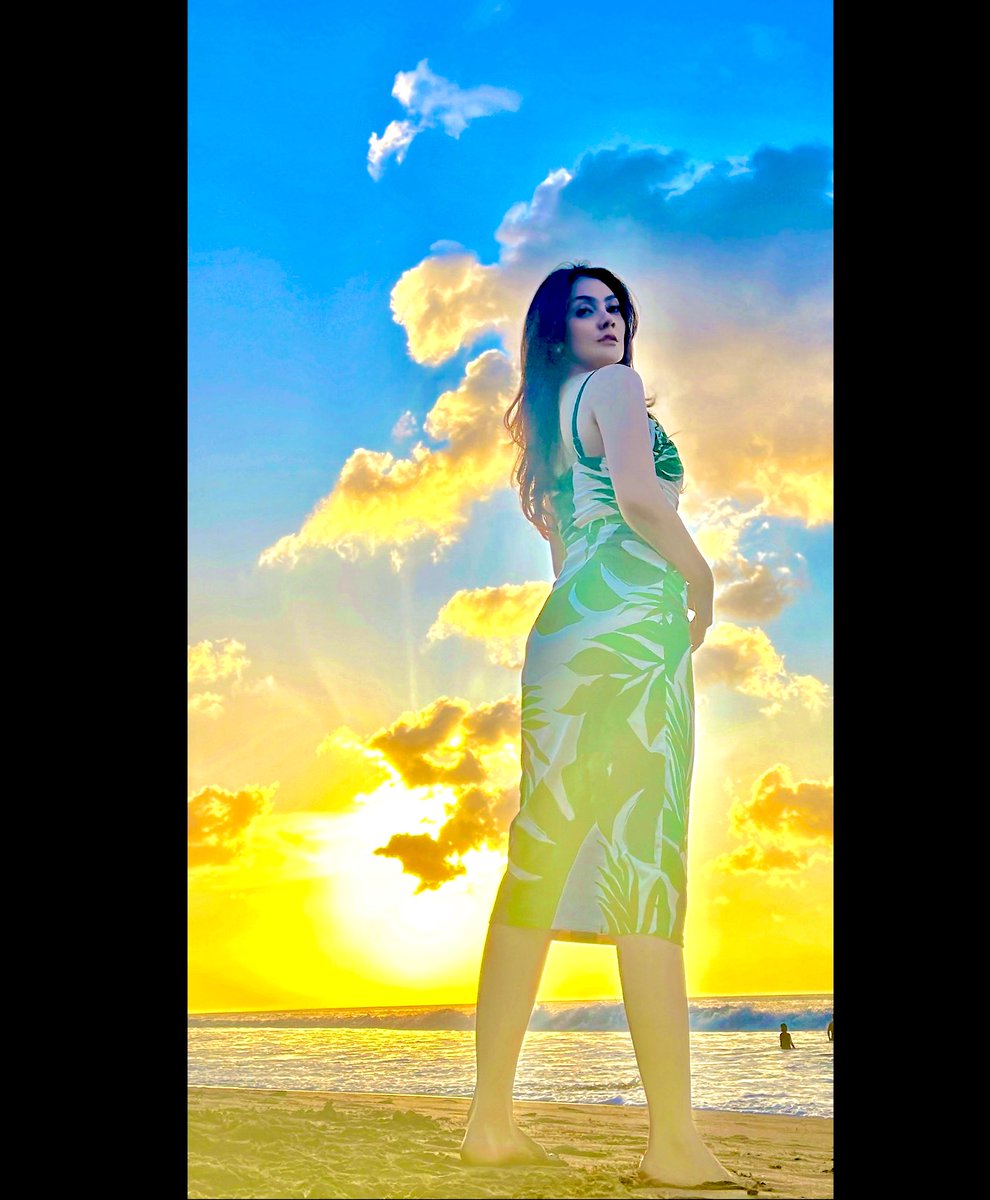 Puspitasarry's tweet photo. Suka banget sama sunset nya 😍😍😍 https://t.co/Iyu6Ed3hlq
