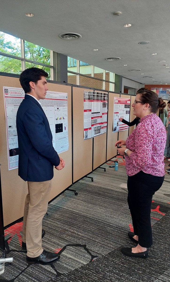 Fantastic turn-out and great work by the REU's over the summer at UGA.

Excellent job by @KHUSHPATEL03 from the @sahakris lab and Alex Ropars from Binghamton University as REUs at the Karumbaiah Lab. We wish them the very best for their future endeavors!