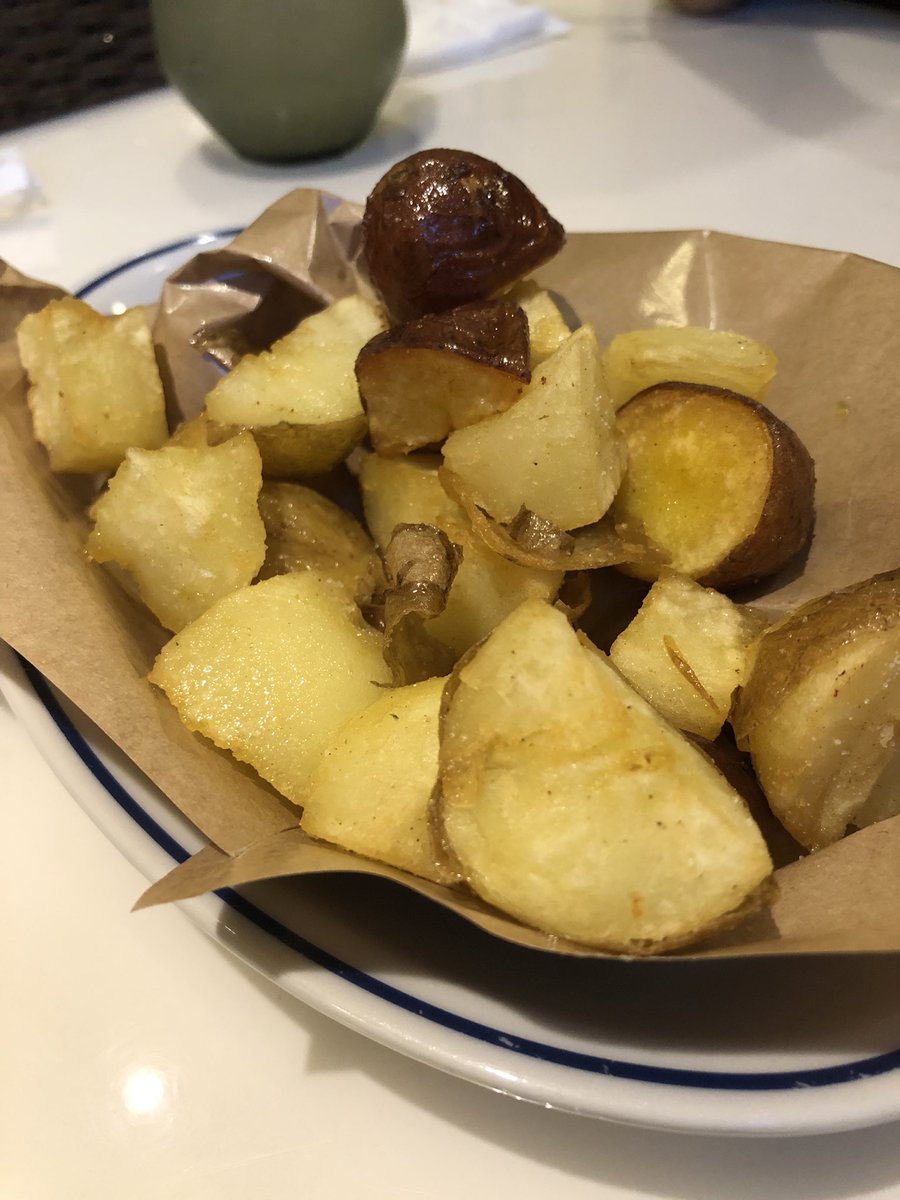 z6hZGfD2qTS5yxZ's tweet photo. #TRATTORIA #E #PIZZERIA #JAMMO https://t.co/P6aHXUwIQ5