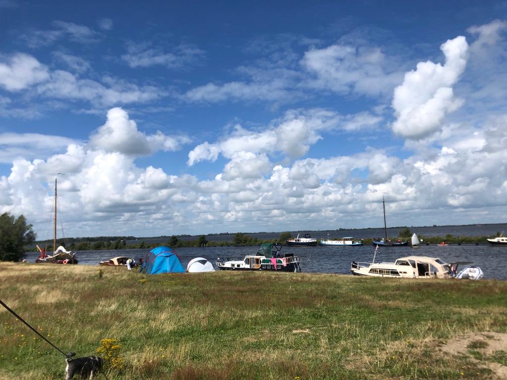 FredRaangs's tweet image. Op het Tjeukemeer.  # uitzicht # Marchjepolle  # Doerak850 # Friesland