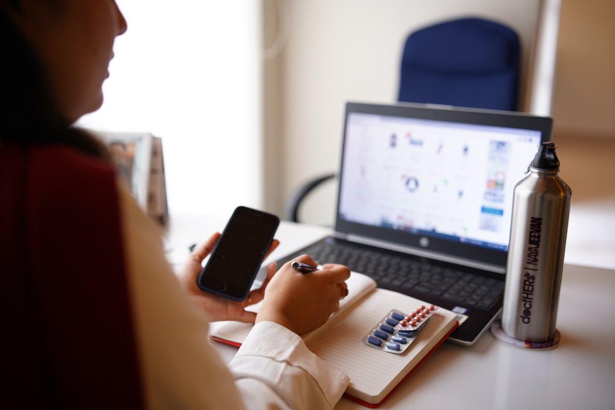 Our #ePharmacy team comprises of professionals devoted to supporting our members with exceptional care. Their dedication to medication management and our members' well-being is unparalleled. #NayaJeevan #DigitalHealth #CoordinatedCare #HealthTech #CorporateHealth #DreamTeam 💜