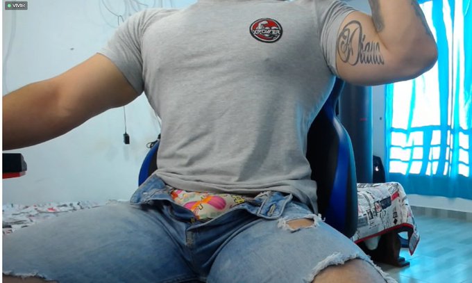 Toni Pons’s pics and videos