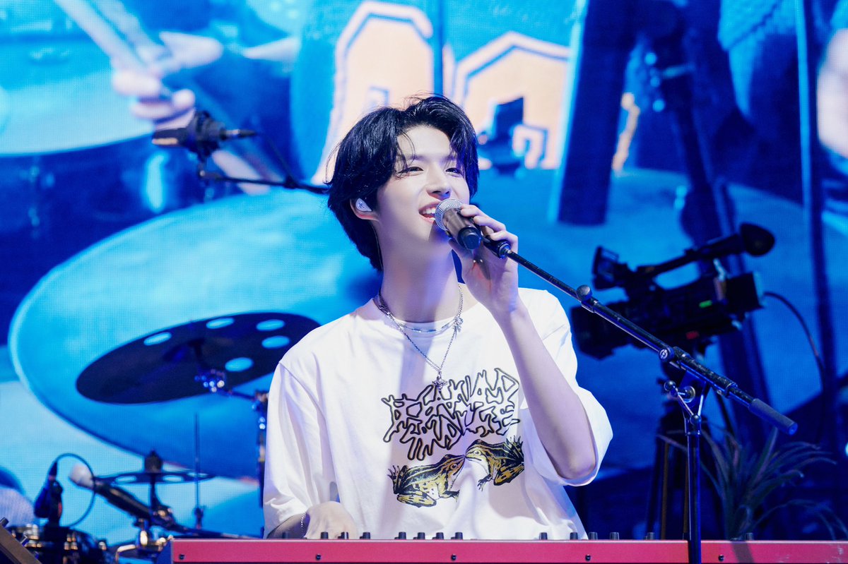 cherrybingsoo's tweet photo. https://t.co/0q26nT6PnF