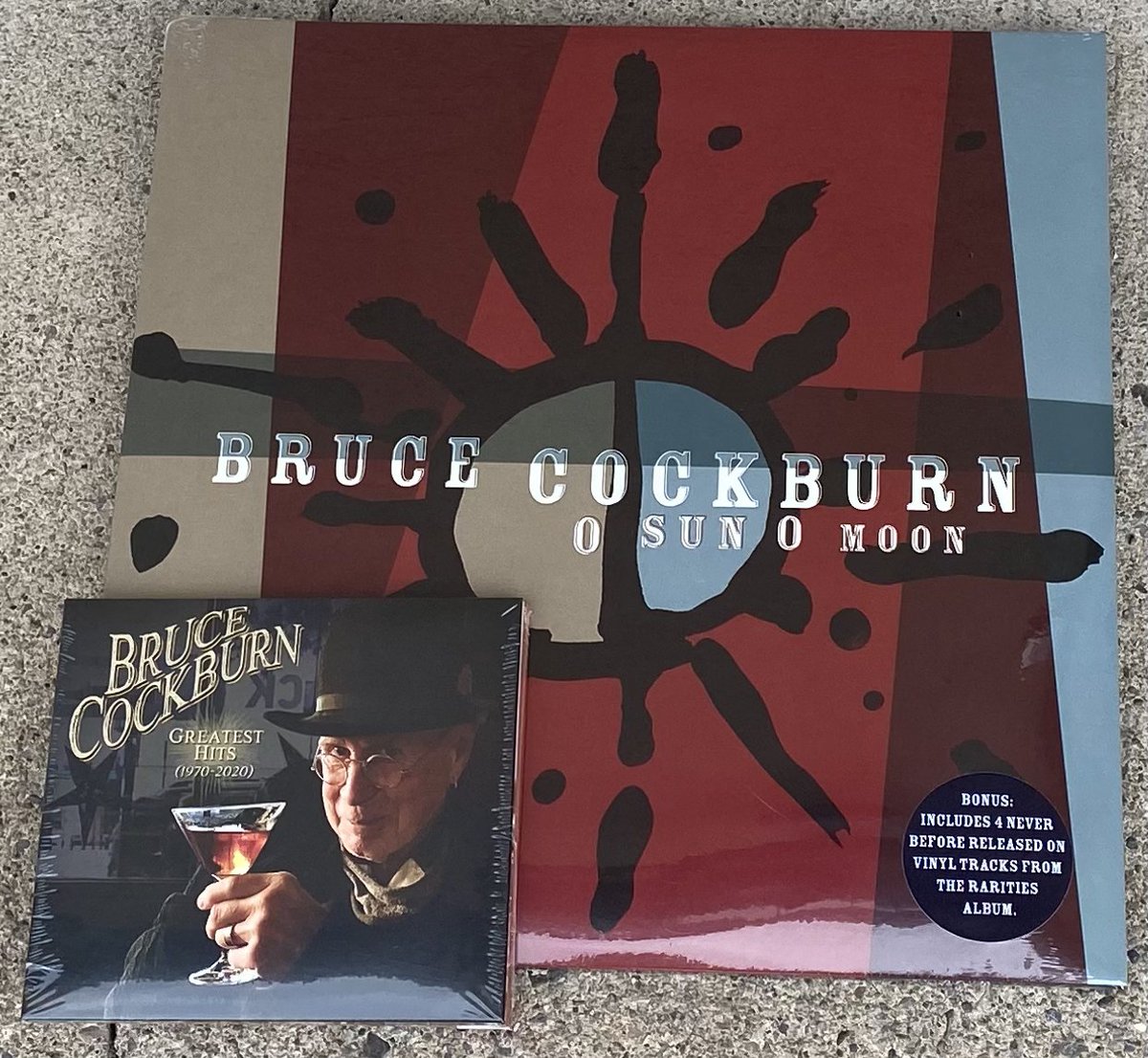 cdnmusician's tweet photo. Win a Bruce Cockburn prize pack worth $80.00, including his latest vinyl album, his 2 CD greatest hits collection and two tickets to see Bruce in Hamilton, Ontario, on October 11, 2023, at First Ontario Concert Hall.
Enter now: https://t.co/UfxJOoALOe
#cmsweeps #brucecockburn https://t.co/QNDKoNWXh8