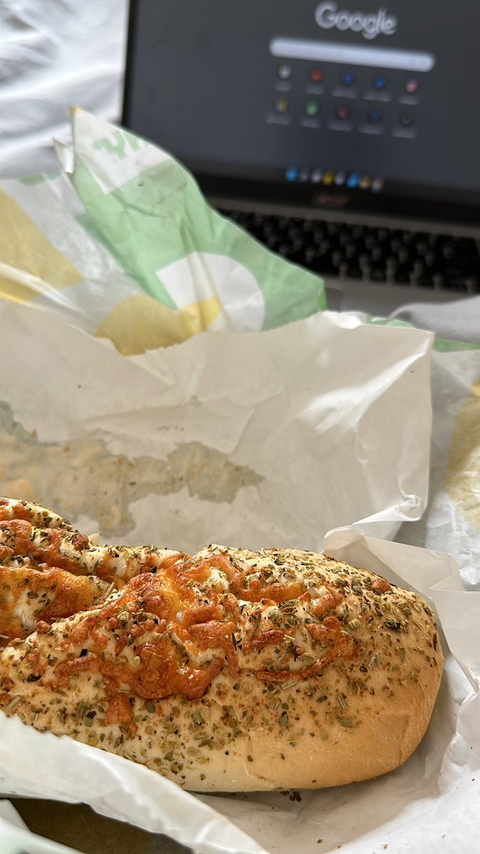 ශේෂා tweet media