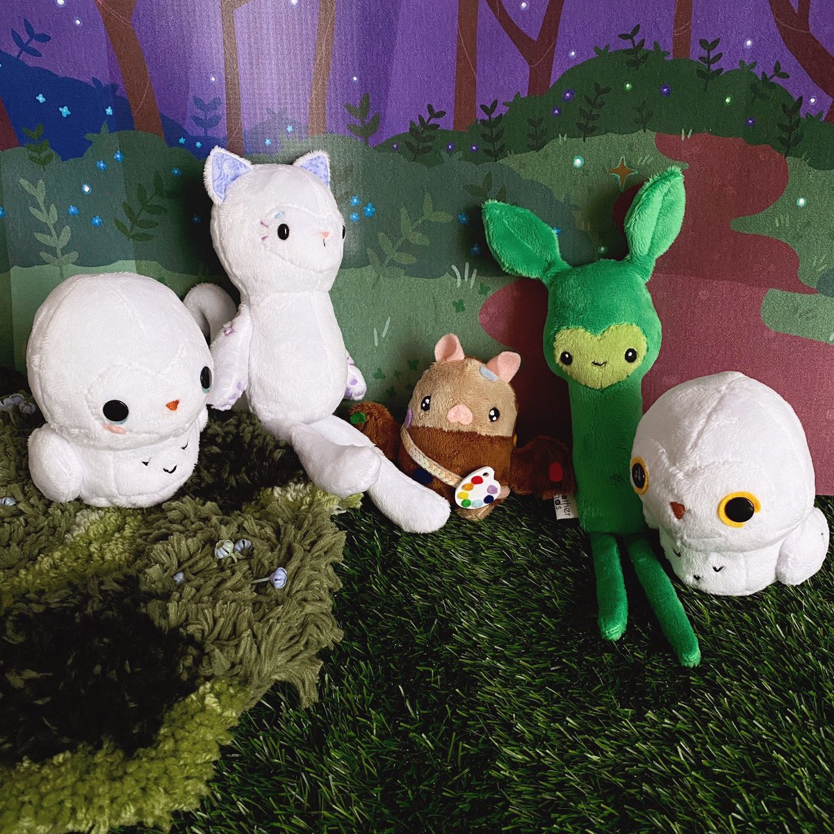 My Etsy shop is open again for the first time since 2020! This special drop contains retired and one of a kind items in very low quantities and I won’t be remaking these particular patterns. Get them while you can at etsy.com/shop/fairweath…