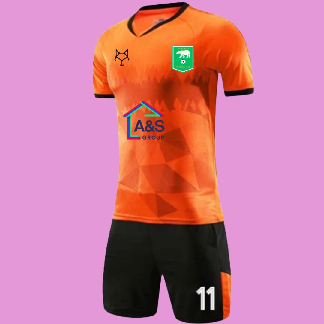 Here are some of the bespoke football kits wolfpac have produced Recently!!

If you have a bespoke sportswear idea please slide into our DMs to discuss!

#bespoke #design #football #soccer #rugby #cycling #netball  #cricket #hockey #running #clubs #triathlon #duathlon