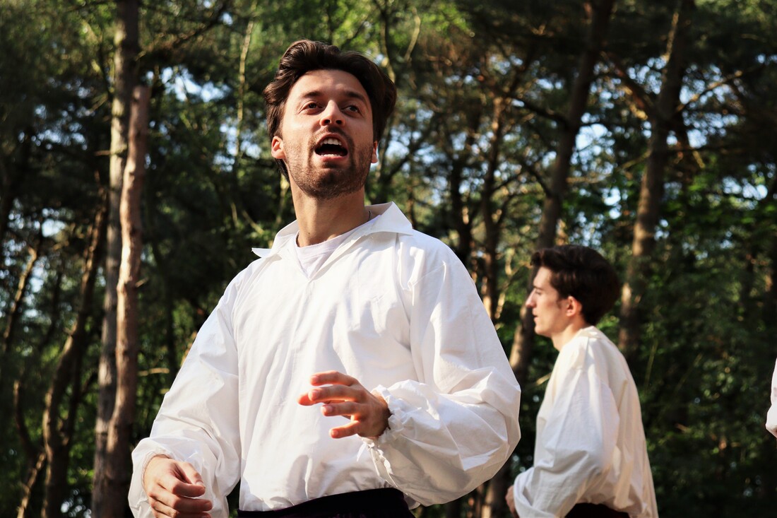 Fred Di Rosa (<a href="/FredGDiRosa/">Fred Di Rosa</a> ) along with the company of <a href="/ShakeItUpImprov/">ShakeItUp</a> will be appearing at <a href="/edfringe/">Edinburgh Festival Fringe</a> from 2-13th August at Gilded Balloon, Teviot performing an entirely improvised Shakespeare show!

Tickets available below!

tickets.gildedballoon.co.uk/event/14:4600/…