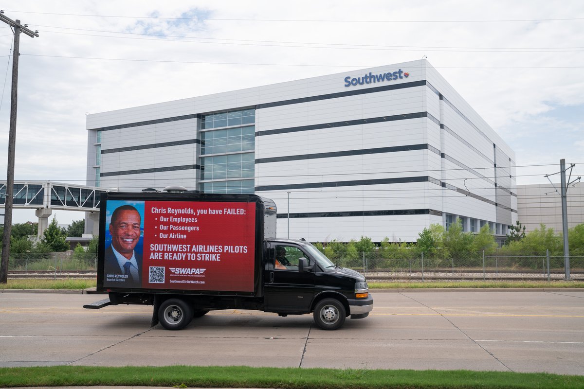 swapapilots's tweet photo. Got travel plans? @SouthwestAir Board of Directors member Chris Reynolds doesn’t care. #TimesUpBob, your Pilots are ready to strike. https://t.co/kInnjGtTXV