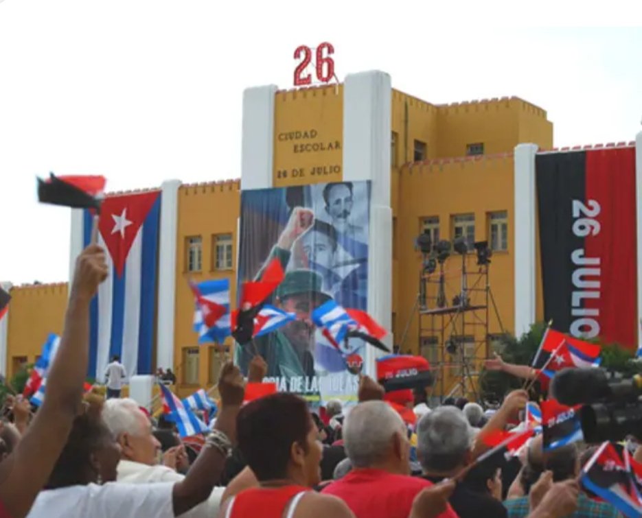 Moncada es hoy, mañana y siempre, esta isla siempre será REBELDE.#ConTodosLaVictoria#70Moncada #CubaPorLaVida <a href="/cubacooperaven/">Brigada Médica Cubana en Venezuela</a> <a href="/MINSAPCuba/">Ministerio de Salud Pública de Cuba</a> <a href="/japortalmiranda/">José Angel Portal Miranda</a> <a href="/DcMedica/">Misión Médica Cubana en el Distrito Capital</a> <a href="/ErickMendezRod3/">ErickMendezRod</a>