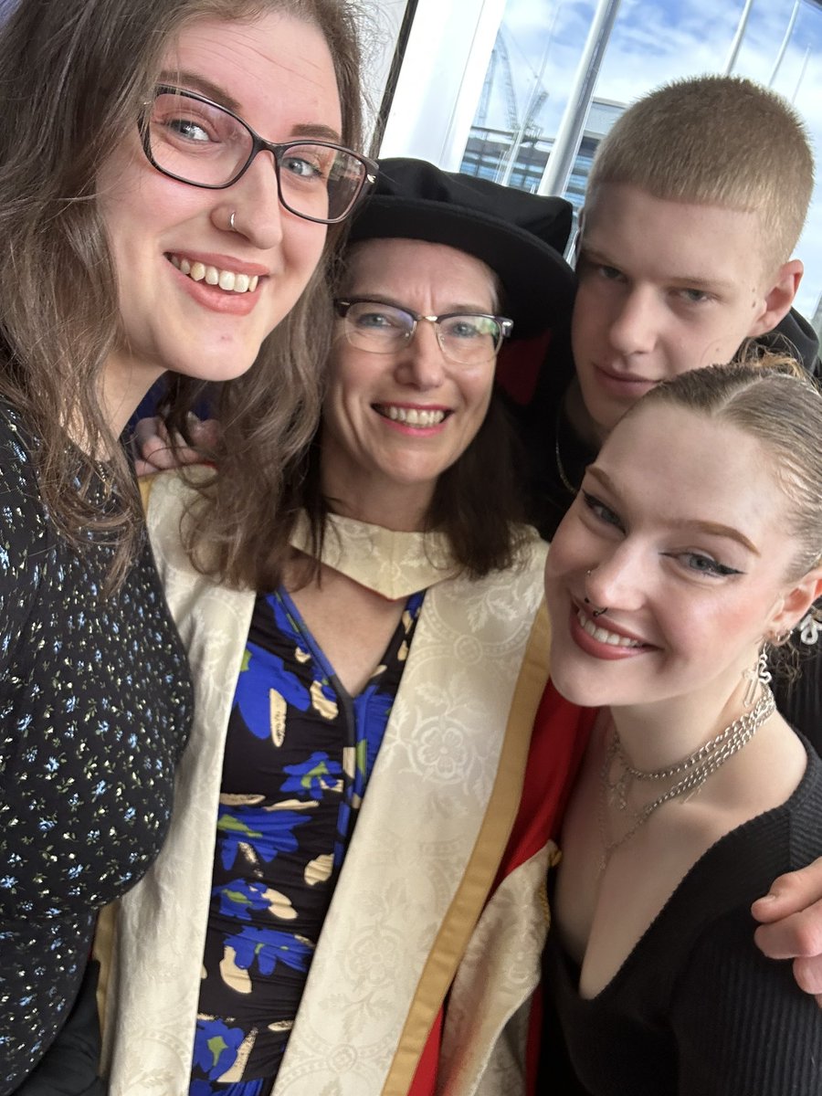 It’s officially official Dr Helen Louise Holder. Thanks to my family, peers and friends for all their support and without whom I wouldn’t be here! #IAMBCU @uow_TCSNM