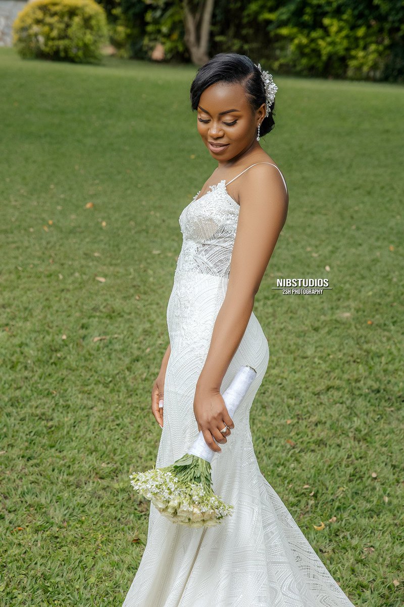 NIBStudios's tweet photo. Bridal look https://t.co/tUFztLzQhd
