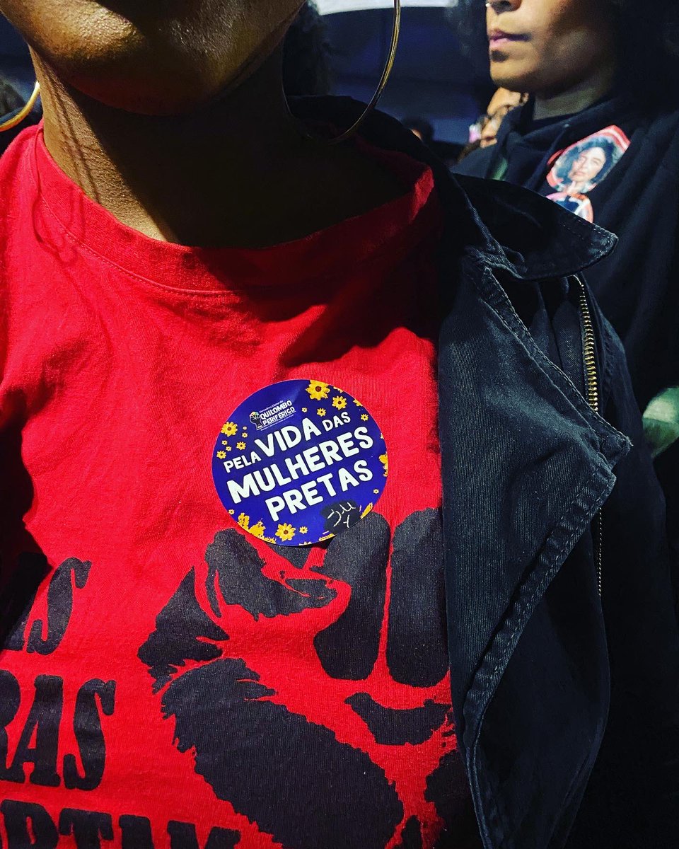mnesaopaulo's tweet photo. Também clamamos justiça por Marielle e Luana Barbosa! 🕊️ Juntas, marchamos por um futuro melhor, pelo bem viver de todas nós! 💪🏾🌟

#marchadasmulheresnegrassp 
#MarchaDasMulheresNegras #ProtagonismoNegro #PorUmBrasilJusto #JustiçaPorMarielleELuana #MulheresNegrasEmAção https://t.co/qt8ZRwHigq