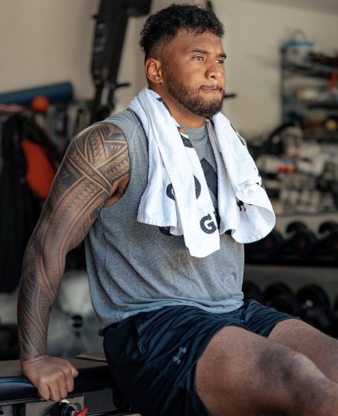 A better look at Tua’s new sleeve🔥

H/t: <a href="/ShotCultr/">Shot Cultr</a> 📸