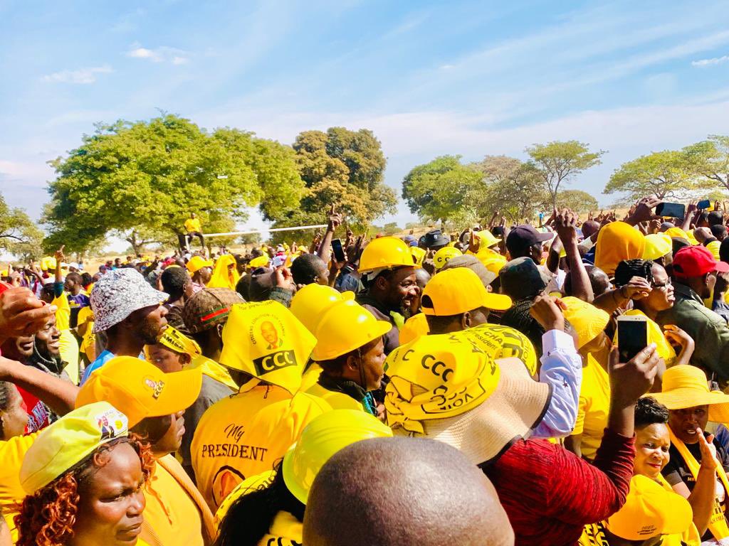 nelsonchamisa's tweet photo. IN ZVIMBA to galvanize Zvimba for change. Citizens demand a happier and normal life #ForEveryone https://t.co/0JcwaWSzXD