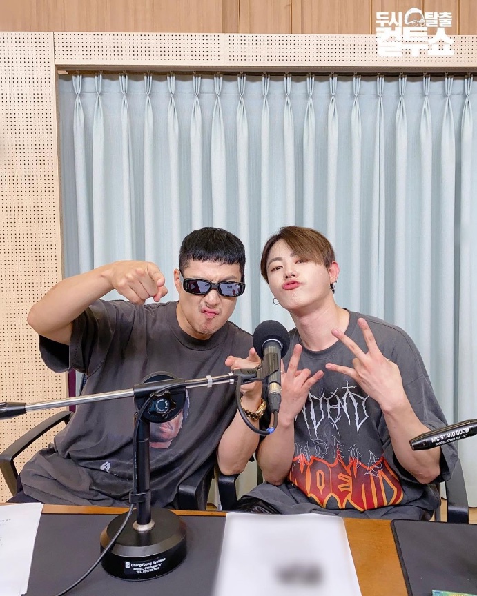 반휘혈과 홍합 사이 그 어딘가…✨

#유권 #UKWON