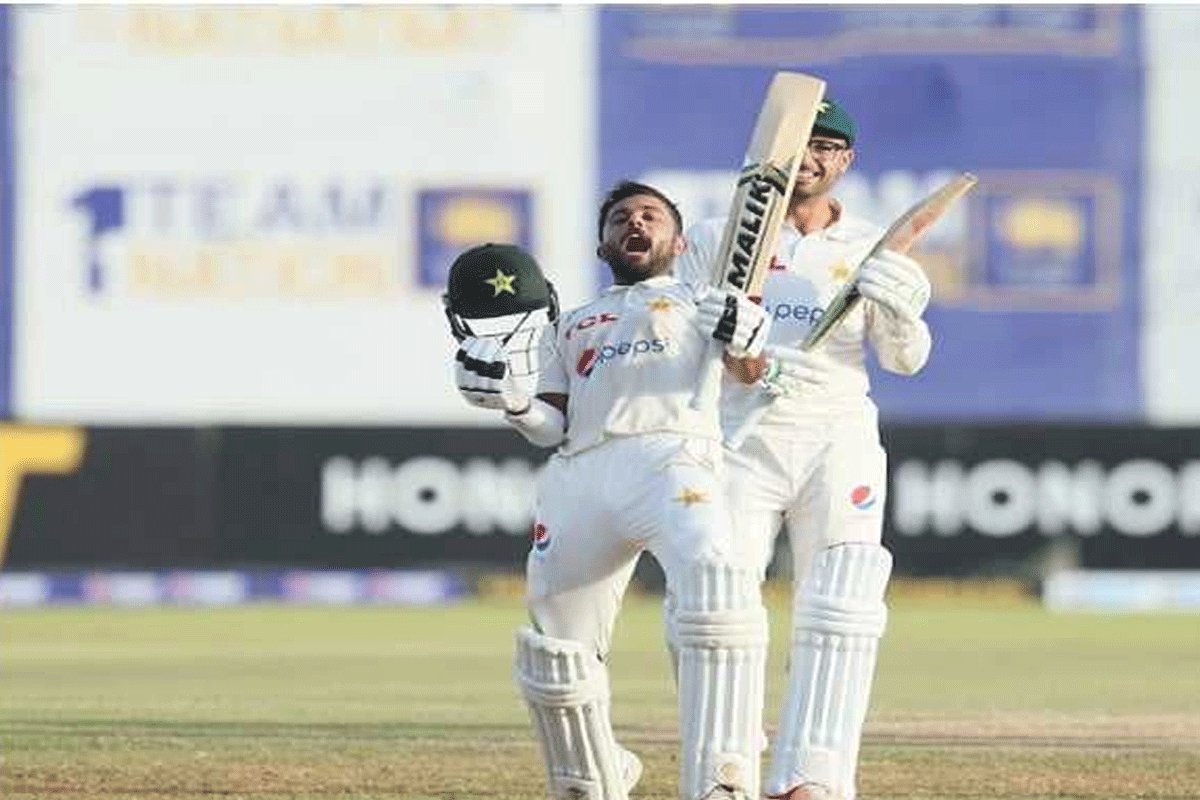 TheViewsNetwork's tweet image. کولمبو میں سری لنکا کے خلاف دوسرے ٹیسٹ میچ کی پہلی اننگز میں 57 رنز بنا کر سعود شکیل نے ایک اور کارنامہ...👇

theviewsnetwork.com/Urdu/article/2…

#SportsNews
#26thJuly2023
#SriLankaCricket 
#pakistancricket 
#testseries2023 
#TVN
#TVNNews
#TVNUrdu
#TVNSports 
#TheViewsNetwork