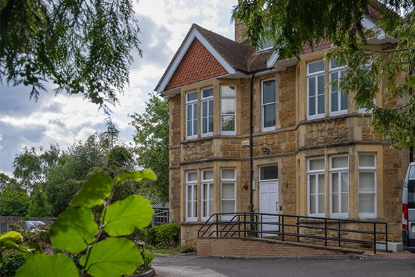 CareDorsetUK's tweet photo. ‘Life-changing’ Day service, Sherborne Connect, celebrates 30 years of connecting the community and enhancing the wellbeing of dozens of individuals aged 18 to 100. Read story: https://t.co/VMtOn91iyL #dorsetcare #CareerInCare #socialcare #healthcare https://t.co/atRYjWJnS8