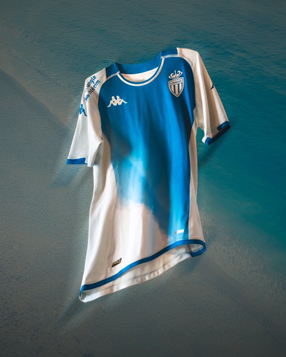 footpack. tweet media