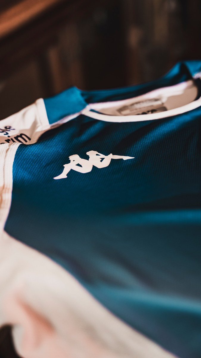 footpack. tweet media