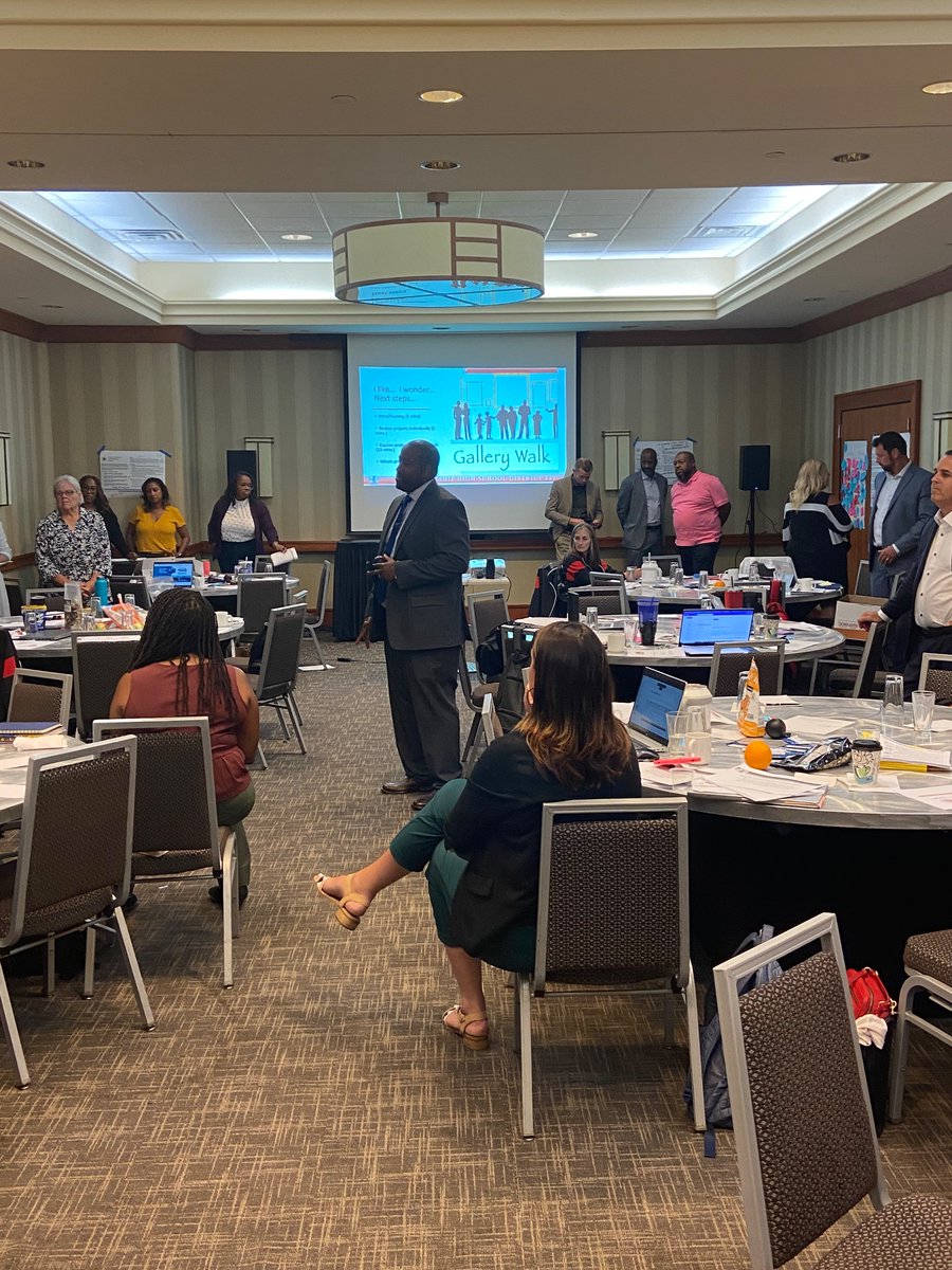 jasonabattle's tweet photo. Gallery Walk foster talks in how we’ll be…..#richinstudentsuccess https://t.co/G8yeY7CLM8