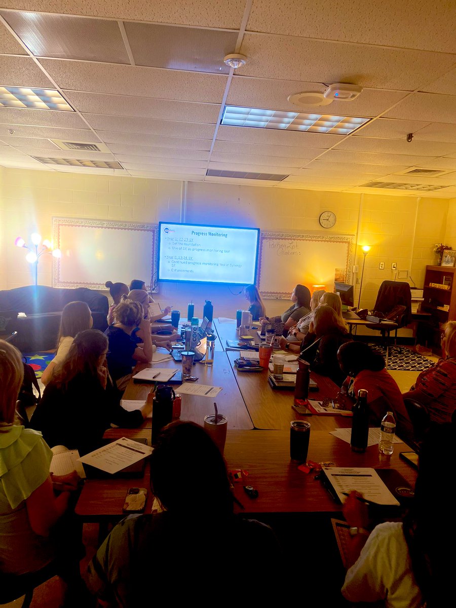 McKenzieSGay's tweet photo. Our @bellsferryelem & @patriotsccsd teachers are on FIRE π₯ at our #EngageCobb PL day! Our @CCSDSpecialEd directors brought the passion with their welcome back msg & updates to Progress Monitoring brought audible CHEERS!! ππ
#TeachLeadLearn #LearningEngagement @CobbSchools https://t.co/e6OYHTRGtd