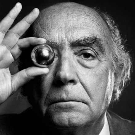 FideuetF's tweet photo. Crec que la mort és la
inventora de Déu. Si
fossim immortals no
tindriem cap motiu
per inventar un Déu.
José Saramago
#aforismes #saramago
#ff_saramago #ff_deu
#ff_mort https://t.co/57AK1IDvlN