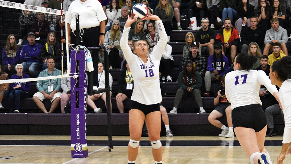 taylortrojans's tweet photo. VB | Bragg Honored as TU Female Athlete of the Year | @tayloru_vb #TaylorVB

https://t.co/c5BdIFT94a https://t.co/9baJczndQz