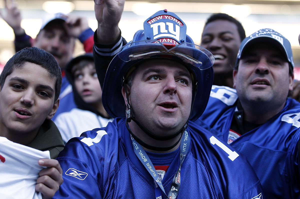 SaycheeseDGTL's tweet photo. Giants &amp; Viking fans were ranked as the least intelligent fanbase in the NFL according to a study done by Gambling . com… Bills &amp; Browns fans are the smartest https://t.co/tWHimVvo46