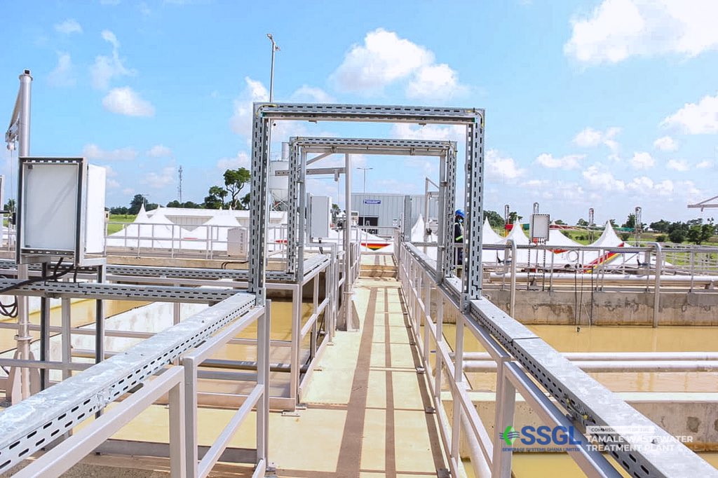 ZoomlionLtd's tweet photo. Photos from the Commissioning Ceremony of the #TamaleWasteTreatment facility.

The Tamale waste treatment facility is capable of treating 1,000 m3 of wastewater per day, the plant will significantly contribute to improving the town's environmental conditions. https://t.co/N9ubtT5N3Y