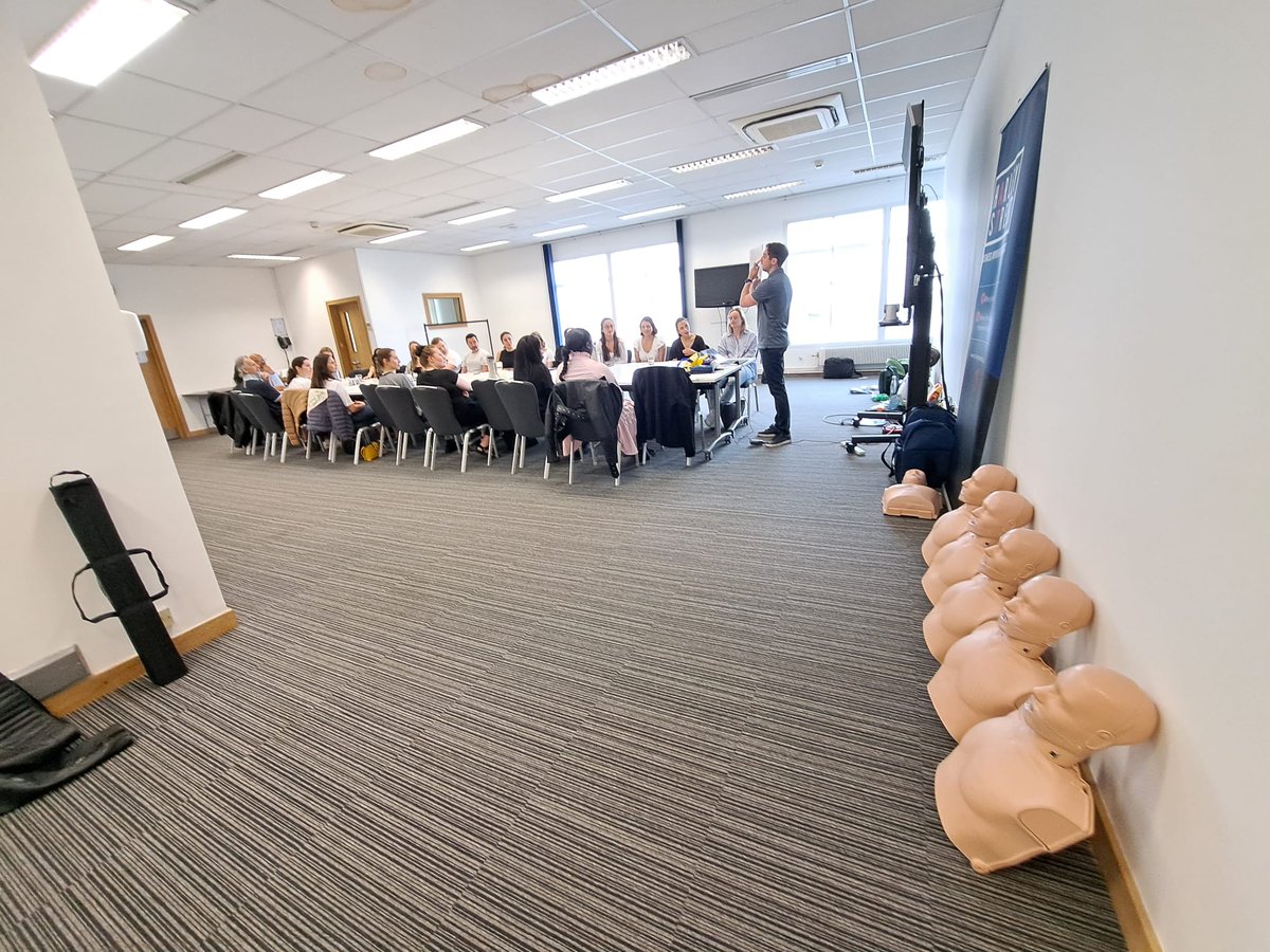 HarleyStreetBID's tweet photo. A big thank you to everyone who participated in our First Aid course!
Your energy, enthusiasm, and dedication to mastering these vital life-saving skills were truly inspiring.π±
Together, we are creating a safer and more responsive communityποΈ
#Harleystreet #HSBID #Firstaid https://t.co/CHkjdr2pAR