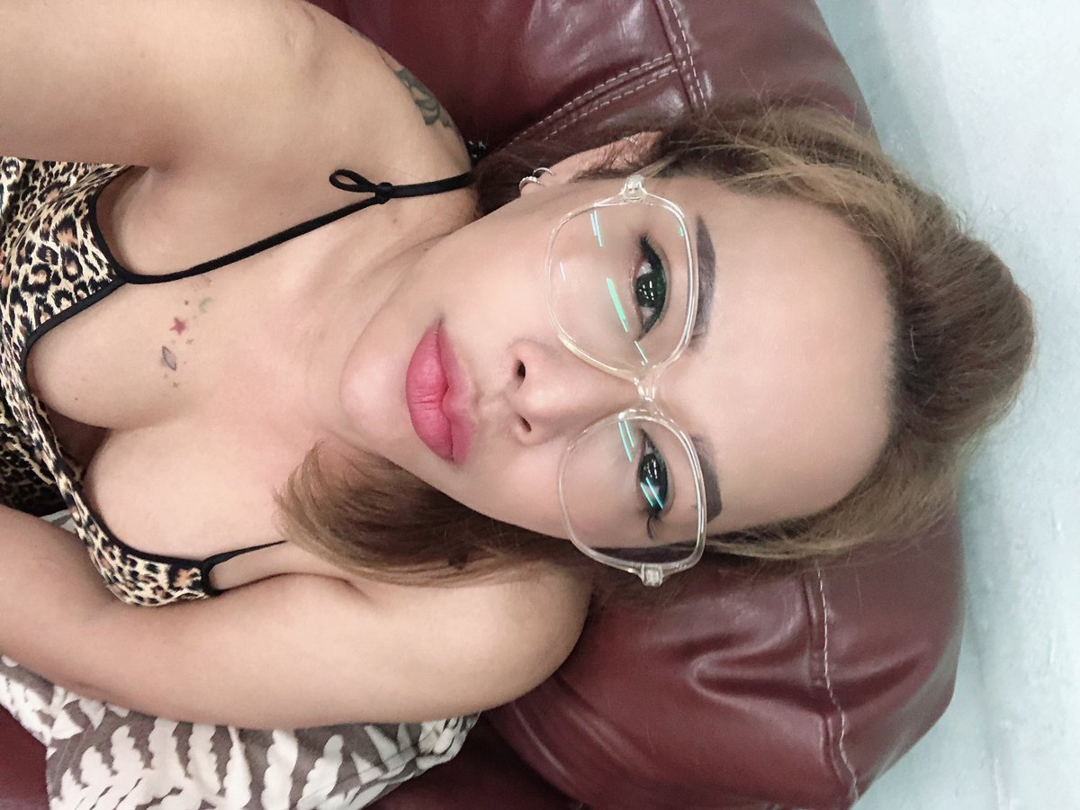 janny696969's tweet photo. ไม่ใด้อ่อยนะแค่เงี่ยน💦💦💦 https://t.co/5PaDh1QiBq