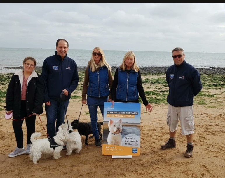 Thanet_CommSafe's tweet image. As it's #nationaldogphotographyday we thought we would share some of our favourite doggie photograph's. 

@RNLI @RamsgateRNLI @ramsgateweek #knowwhotocall #Ramsgate #margate #Broadstairs #thanet