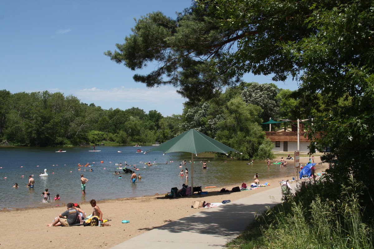Extreme heat can cause serious, potentially fatal health problems. We've got indoor centers and public beaches to cool off this summer. Check out our extreme heat resources: co.dakota.mn.us/HealthFamily/H…