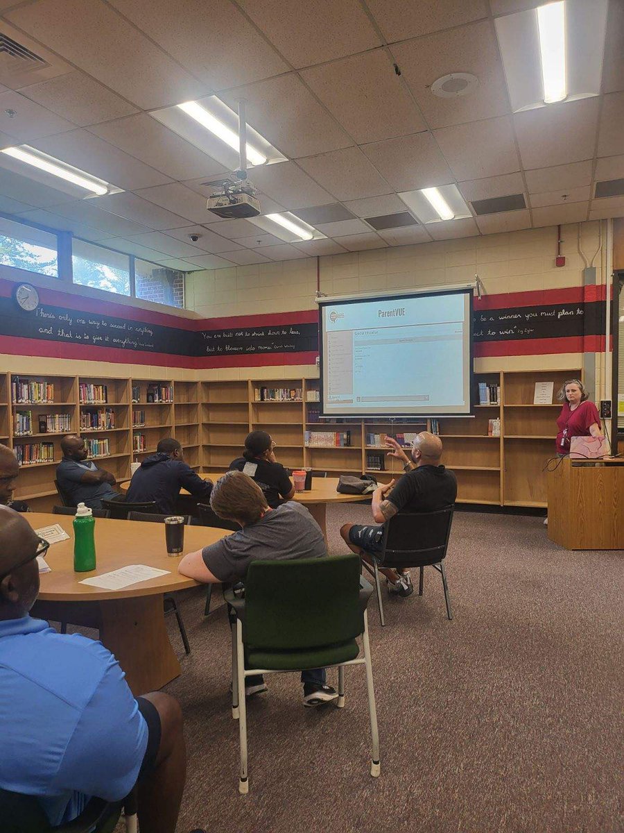 HAVEN team at Skyview doing SE updates and SAM model! <a href="/Dr_IsaacKelly/">Dr. Isaac Kelly</a>