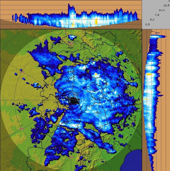 This is a very huge cloud formation as seen over latest radar image. Covering more than 3/4th of #Telangana 😱. High risk of rivulets and rivers overflowing by tomorrow morning due to widespread nature of rains.