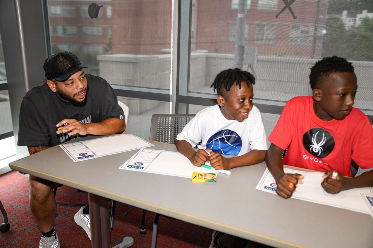 ClarkBuilds's tweet photo. This summer, Clark team members have had the pleasure of leading a construction engineering curriculum at the Washington Nationals Youth Academy, a program designed to develop young athletes in the Washington, DC area, on and off the field. #ClarkBuildsDC #BuildingBetterCommunities
Fun Fact: Clark led the construction efforts at Nationals Park, the home field of the Washington Nationals