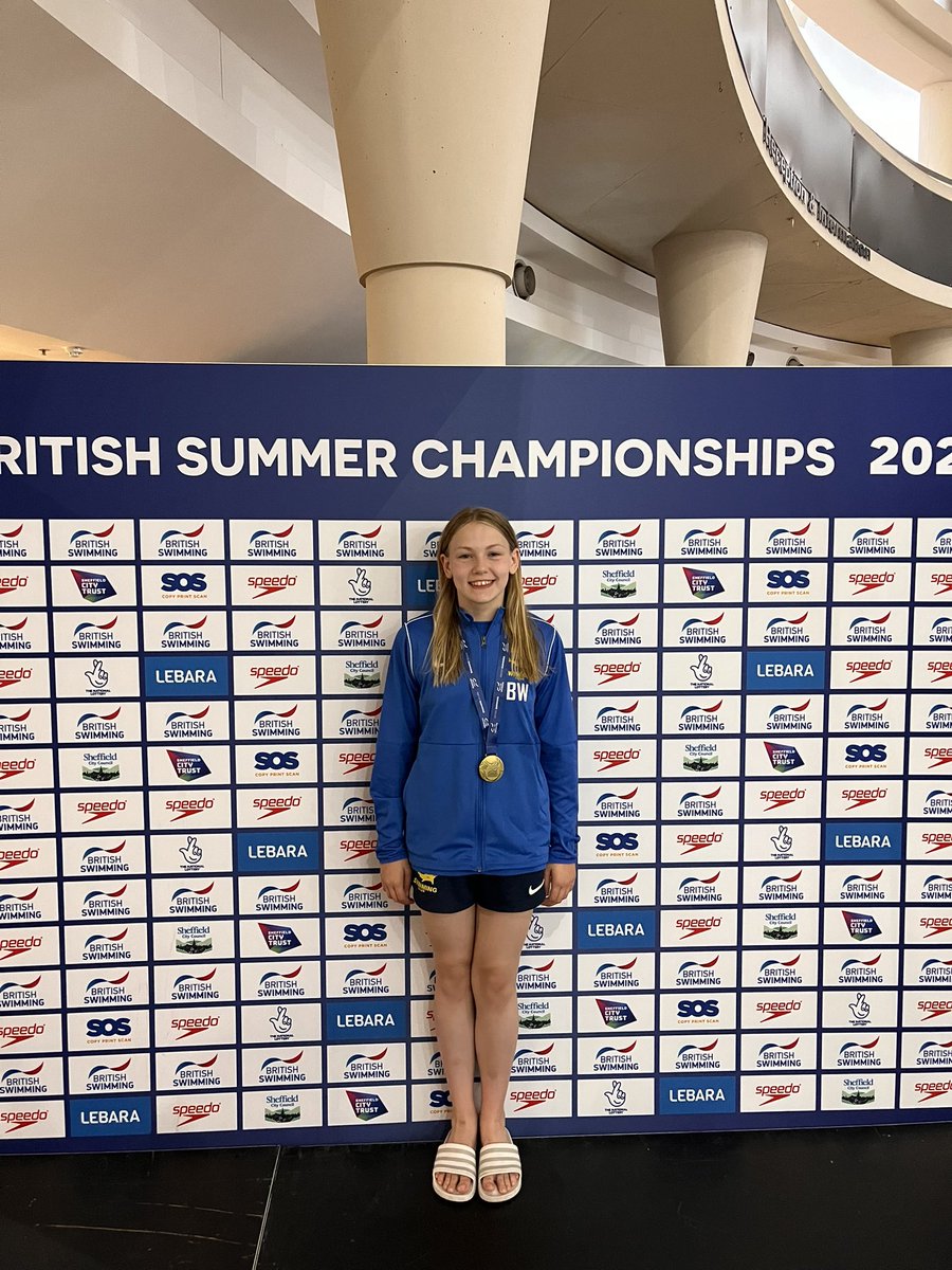 Medal Alert‼️
Elizabeth Warner gets Gold🥇 in the 13/14 Yrs 200m Freestyle
#AboveAllATeam 
#LeedsCityCouncilSTS 
#SEPerformanceCentre🏴󠁧󠁢󠁥󠁮󠁧󠁿 
#LEEDS🟡🔵