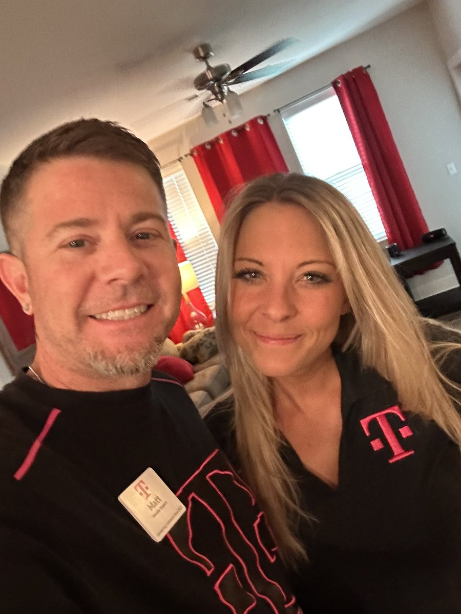 Win it Wednesday!!
Promoted to Keyholder!!🎉😎🥳
Come see us today!!
Stephanie will be at Cosco and I’ll be in store!
#teammagenta